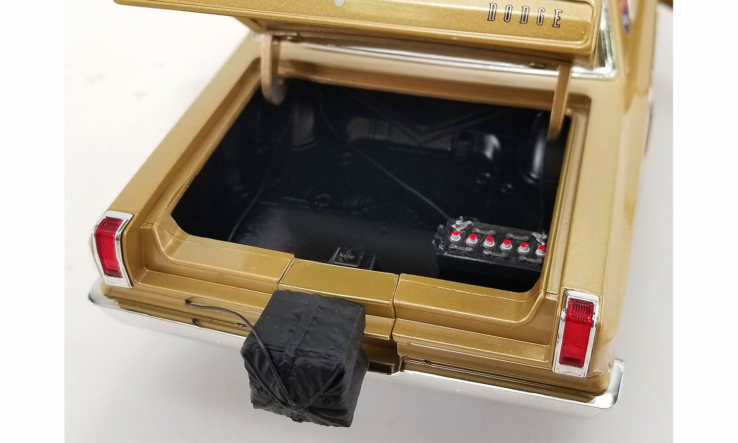 Gold Rush Altered Wheelbase 1:18 Scale Acme aDiecast