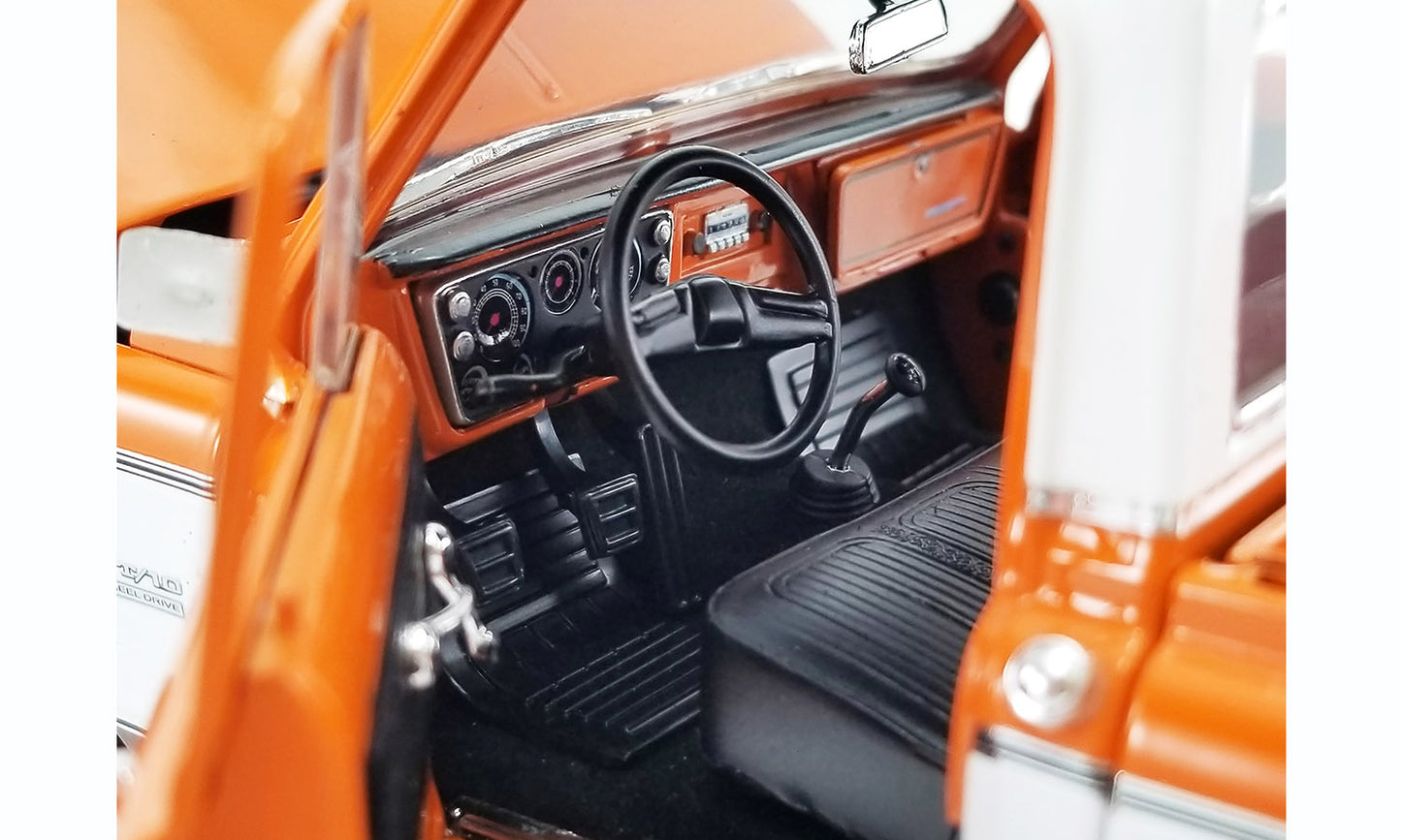 1972 Chevy K10 4x4 by Acme in stock 1:18 scale