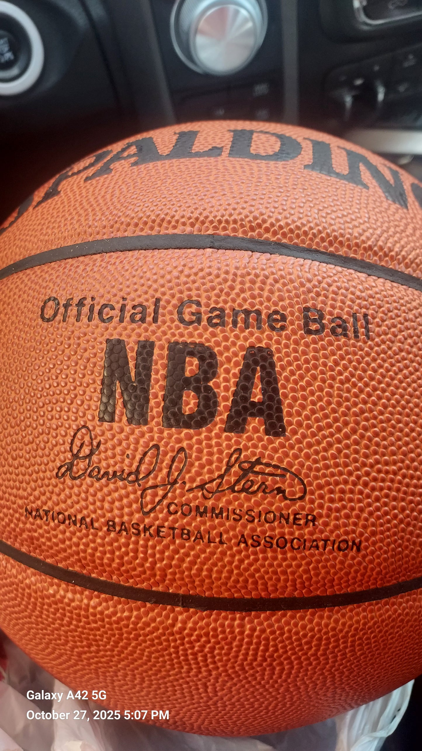 Michael Jordan UDA Signed Spaulding Chicago Bulls 72-10 Ltd Ed Laser Engraved Basketball