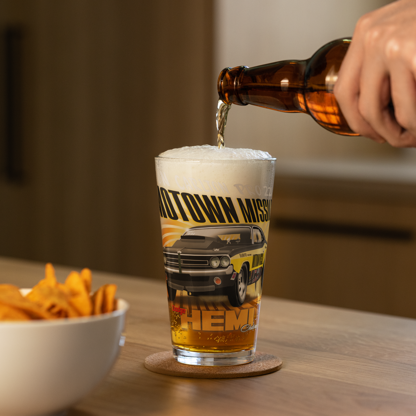 Motown Missile Challenger Shaker pint glass